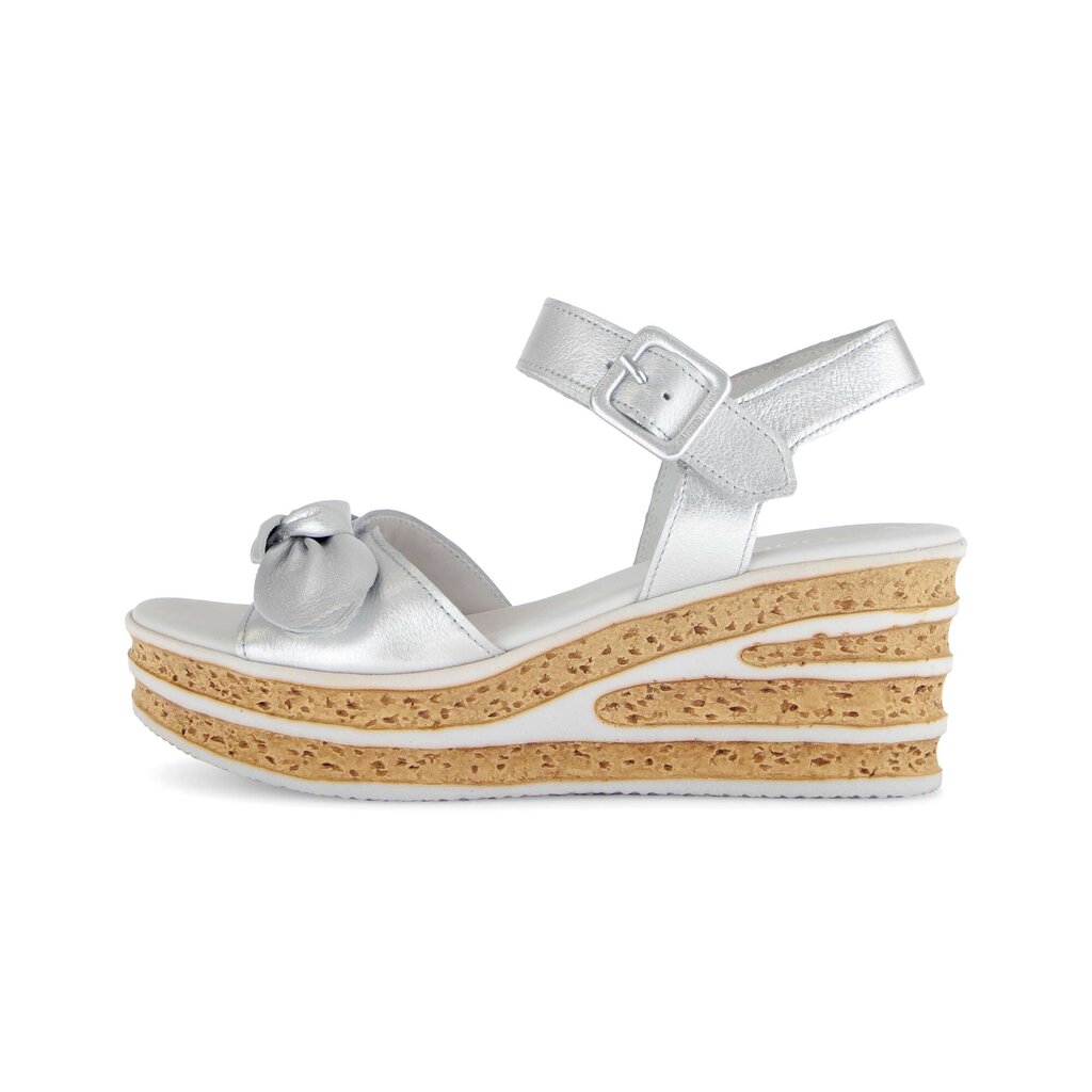 Sandaleno met sleehak zilver