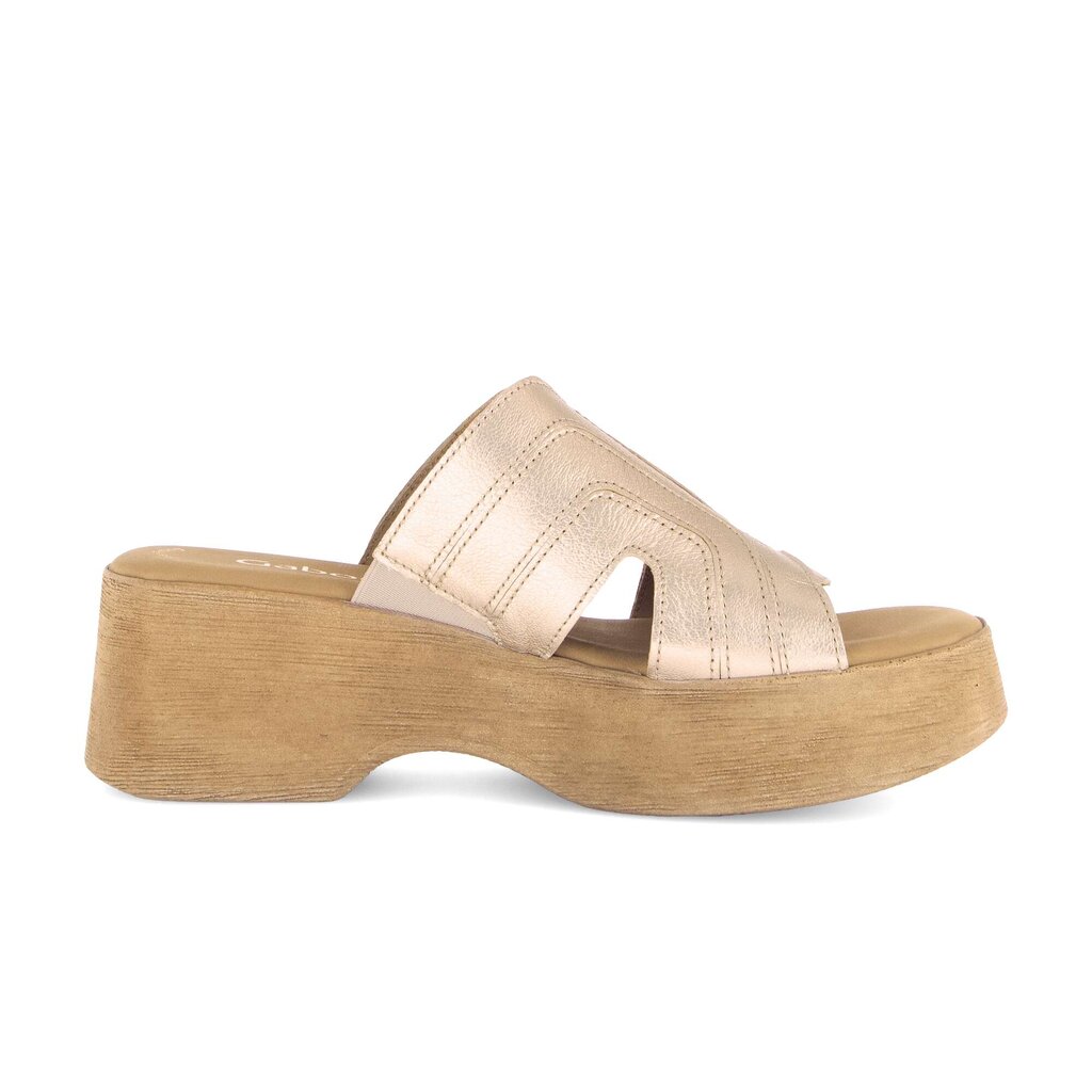 Sandale met plateauzool goud