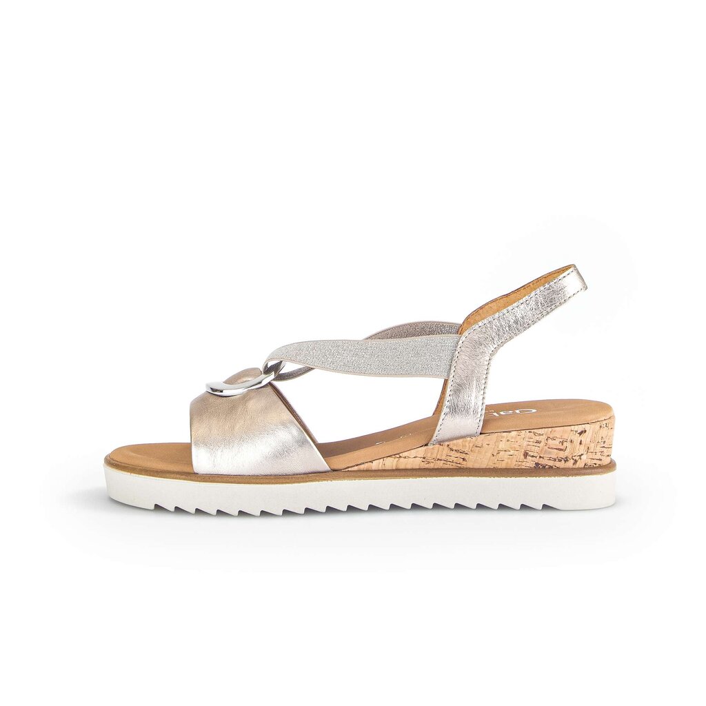 Sandaleno met sleehak goud