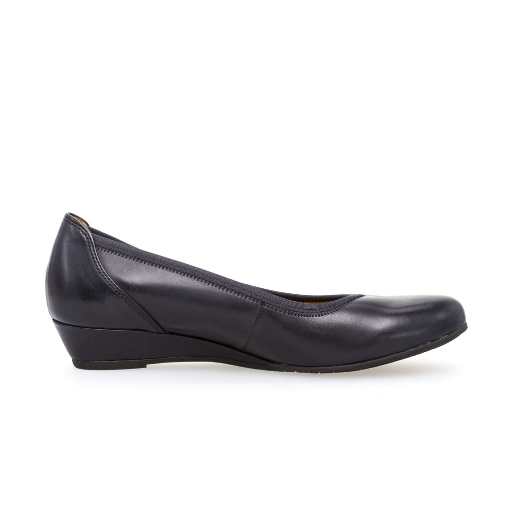 Pump met sleehak blauw