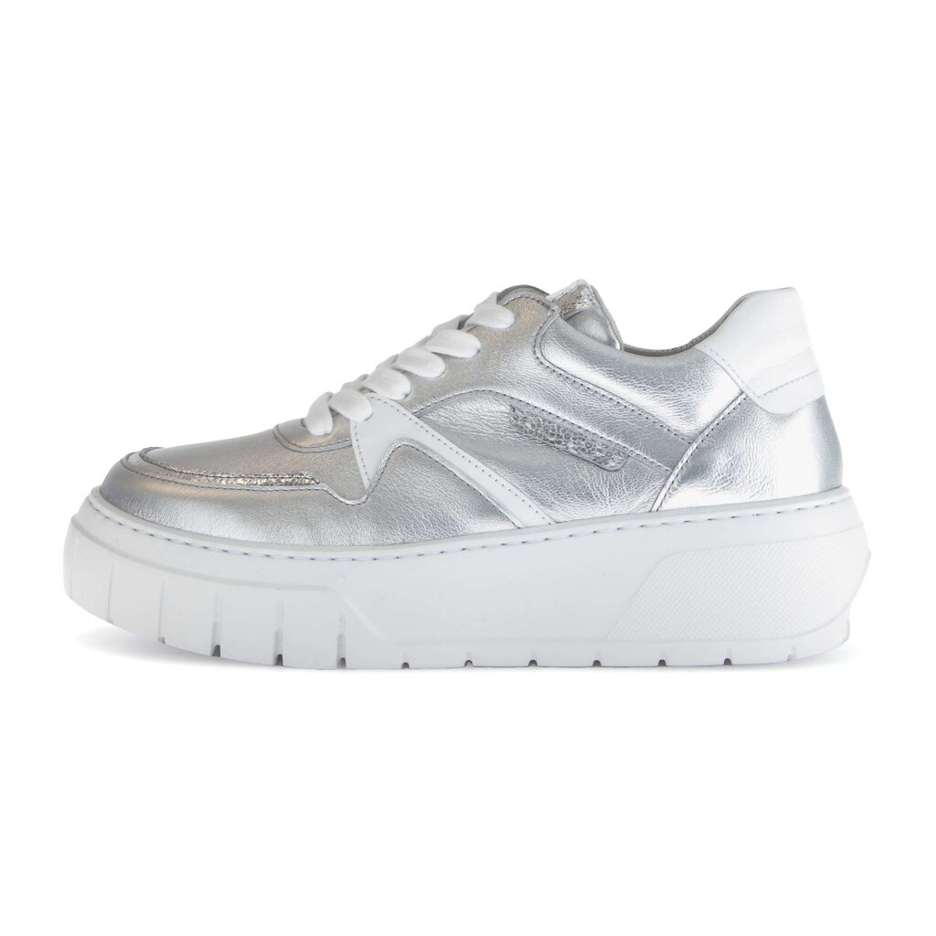 Lage sneaker zilver
