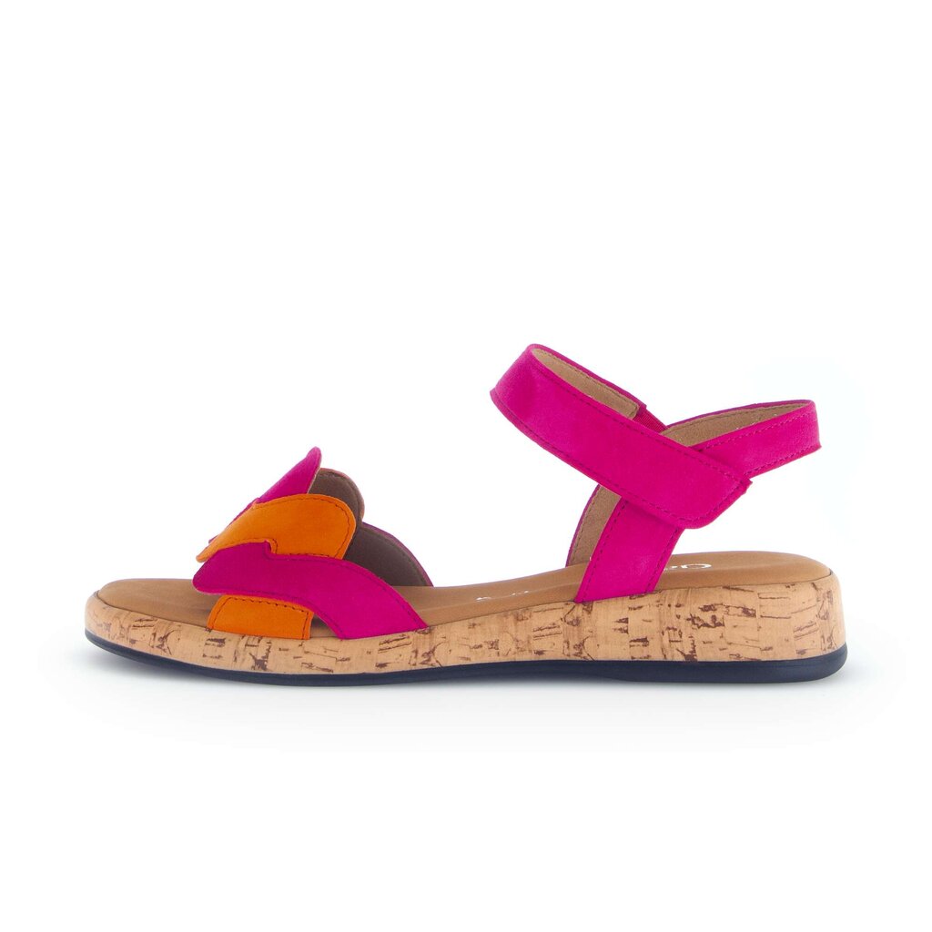 Sandal met riempjes roze