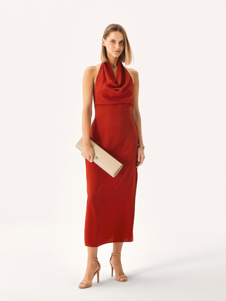 Klasyczne sandały na szpilce z pełną piętą