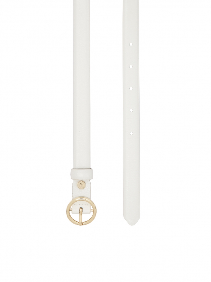 Biały wąski pasek z oągłą sprzączką