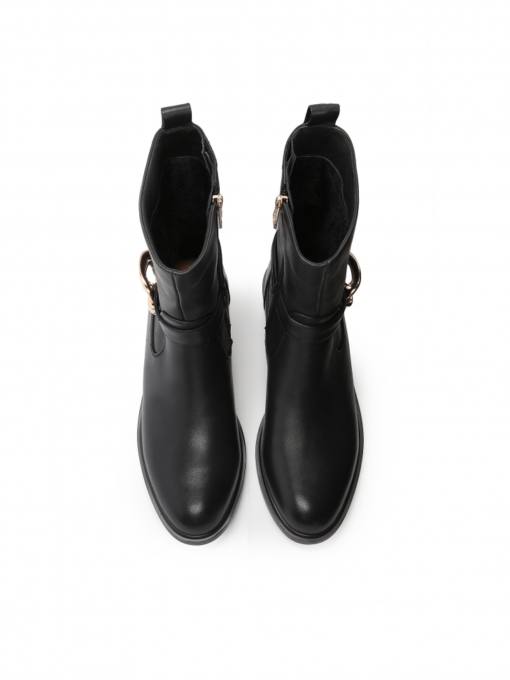 Czarne skórzane botki damskie na płaskim obcasie