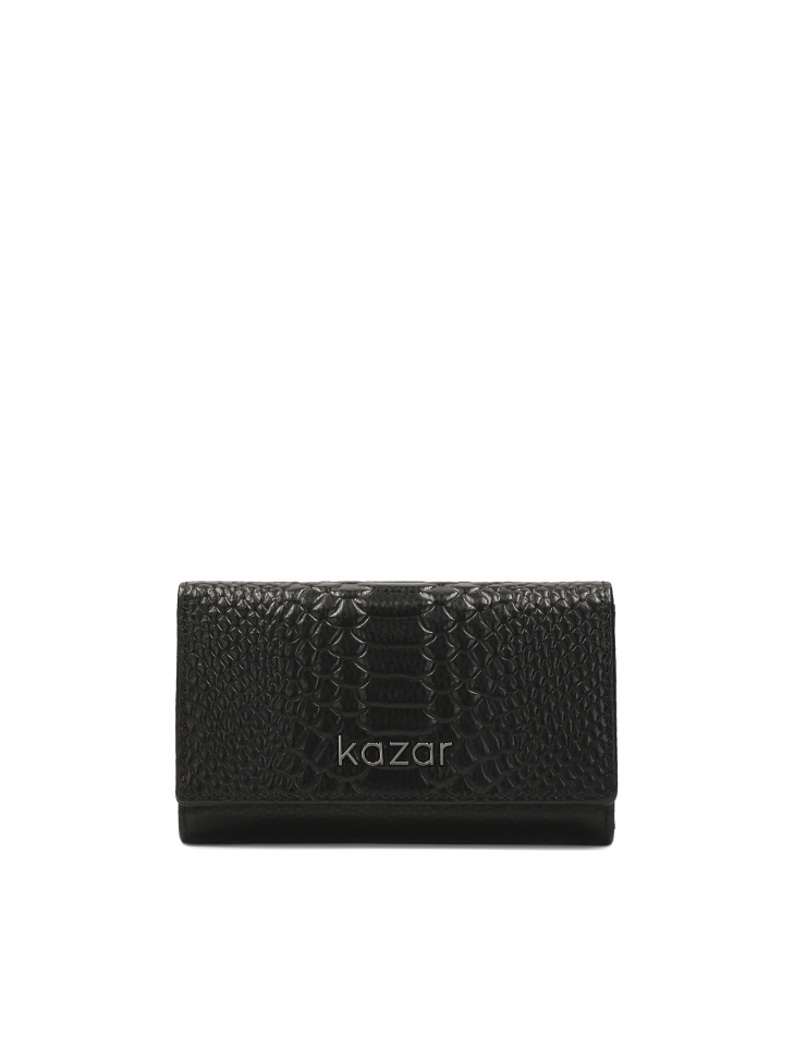 Czarny podłużny portfel z tłoczonym wzorem