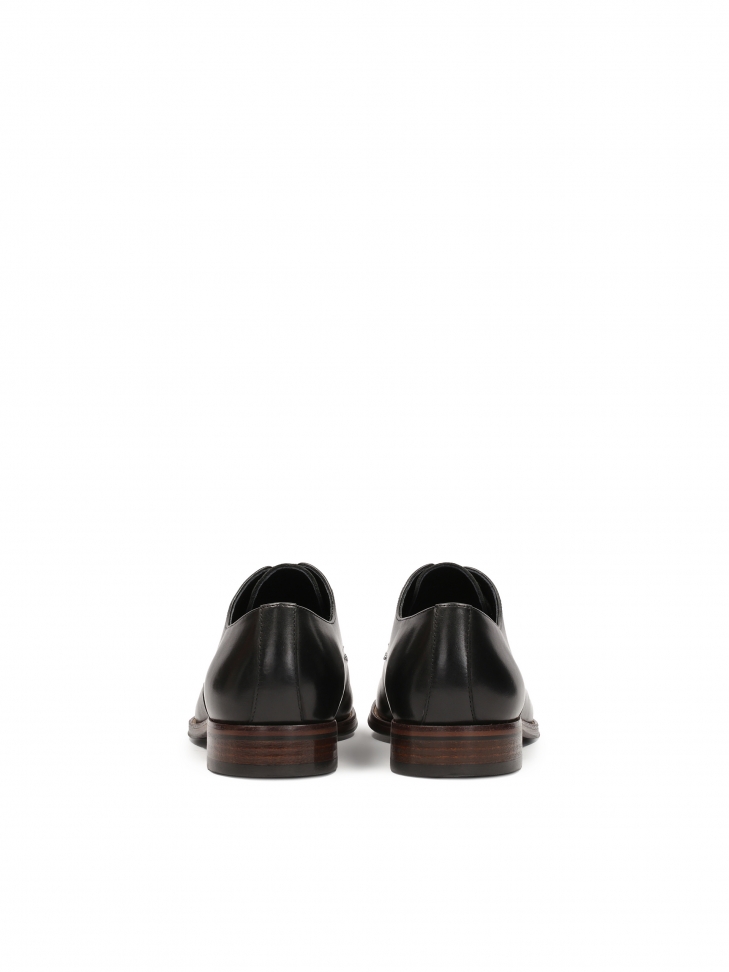 Eleganckie czarne półbuty męskie do garnituru