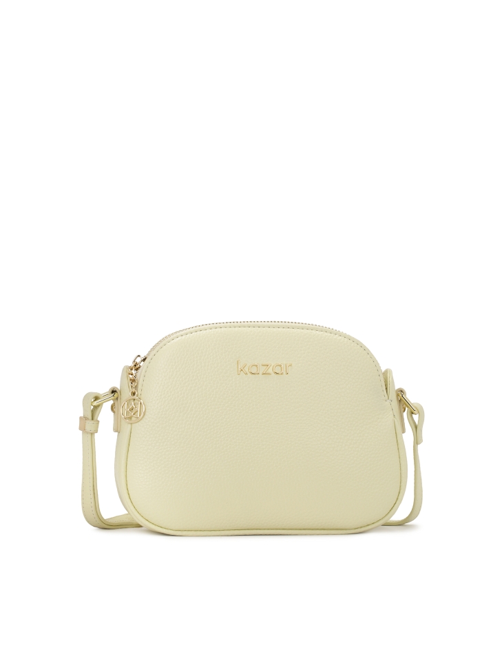 Skórzana torebka z długim paskiem