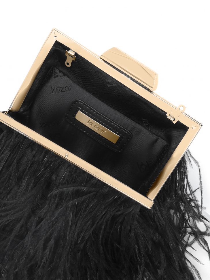 Czarna wieczorowa torebka z piórami