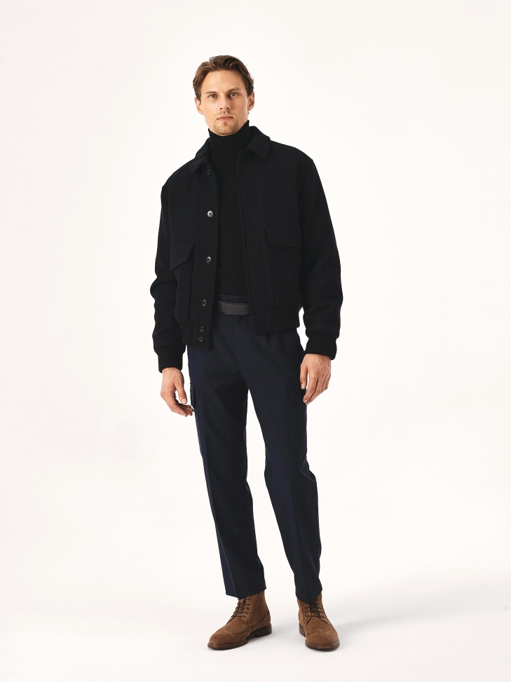 Czarny pasek z matową czarną klamrą