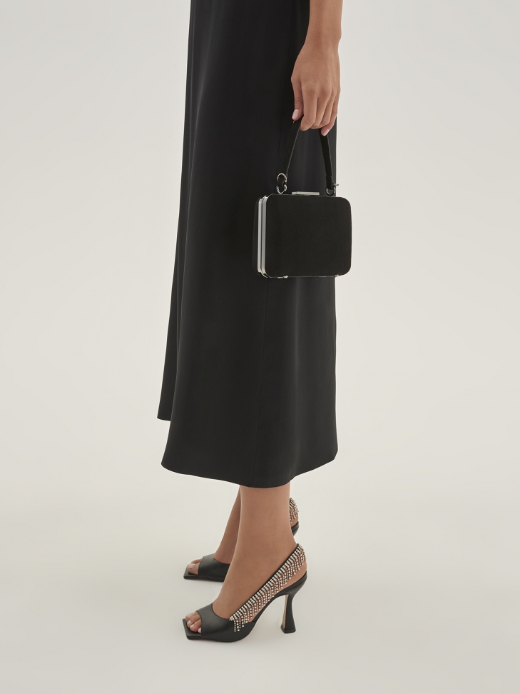Czarna kopertówka damska