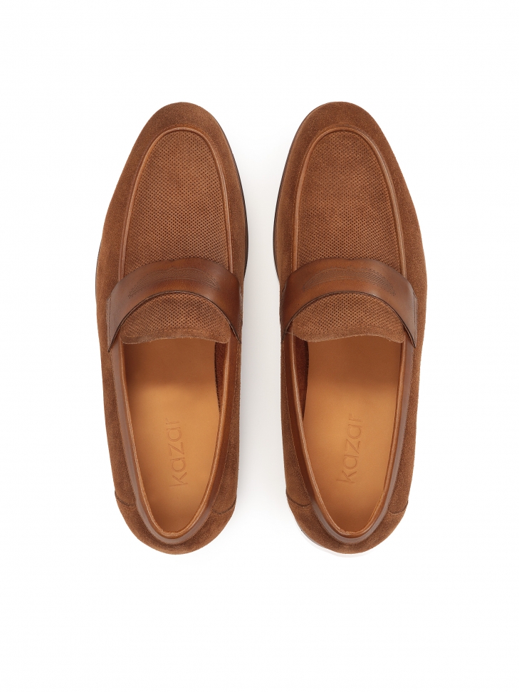 Zamszowe brązowe loafersy z perforacją