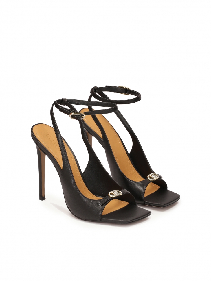 Eleganckie sandały z kwadratowymi noskami