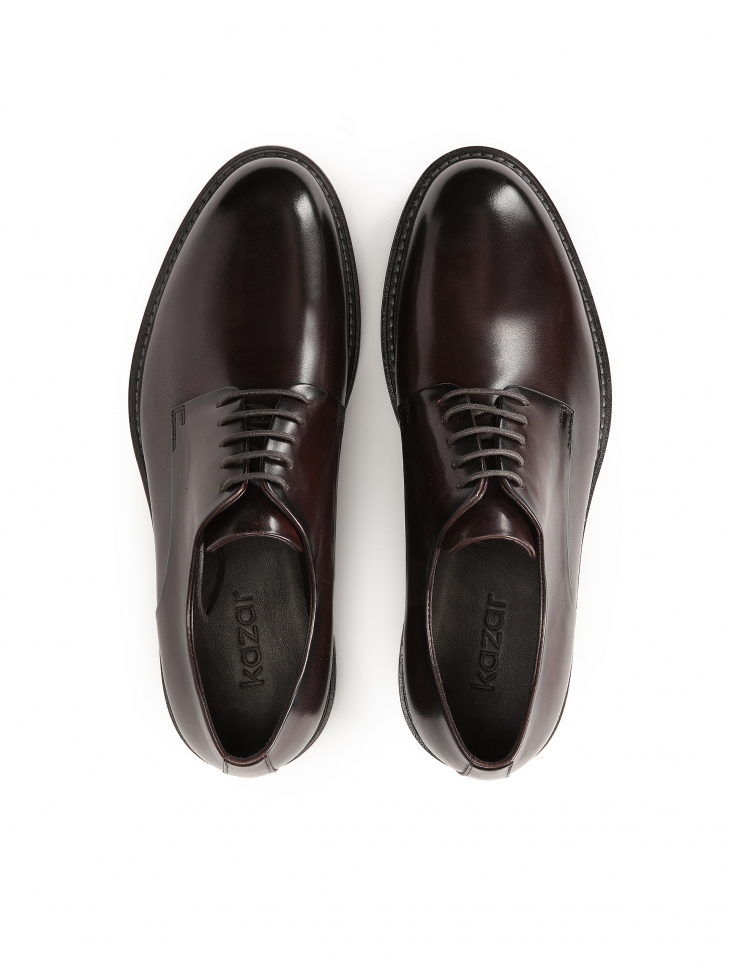 Brązowe półbuty z otwartą przyszwą