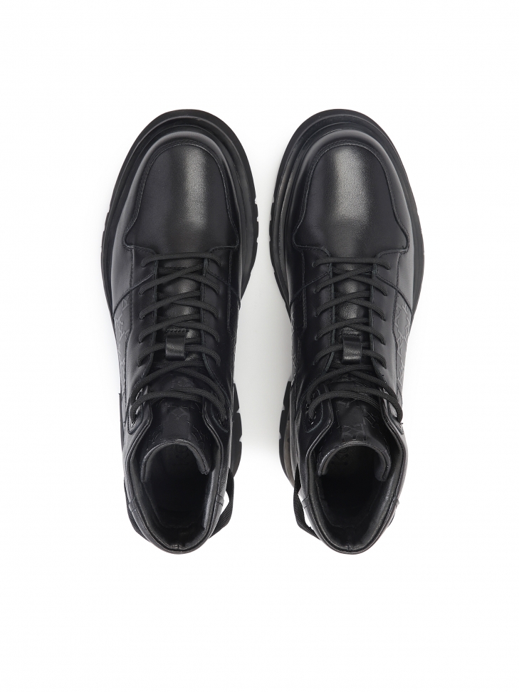 Skórzane czarne trzewiki męskie ze wstawkami w monogramy KAZAR