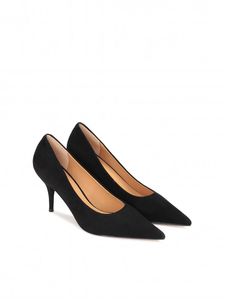 Minimalistyczne czarne szpilki z zamszu