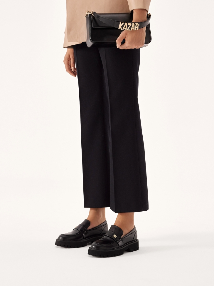 Czarne uniwersalne półbuty slip-on