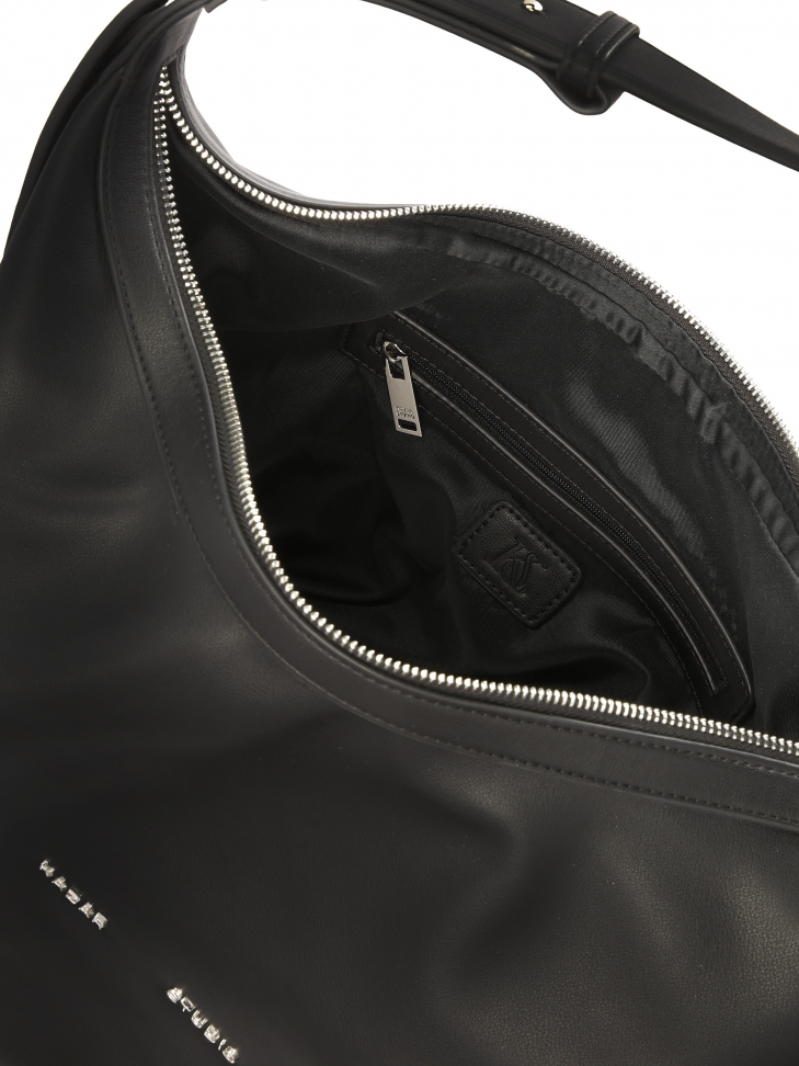 Duża torebka na ramię o luźnym fasonie