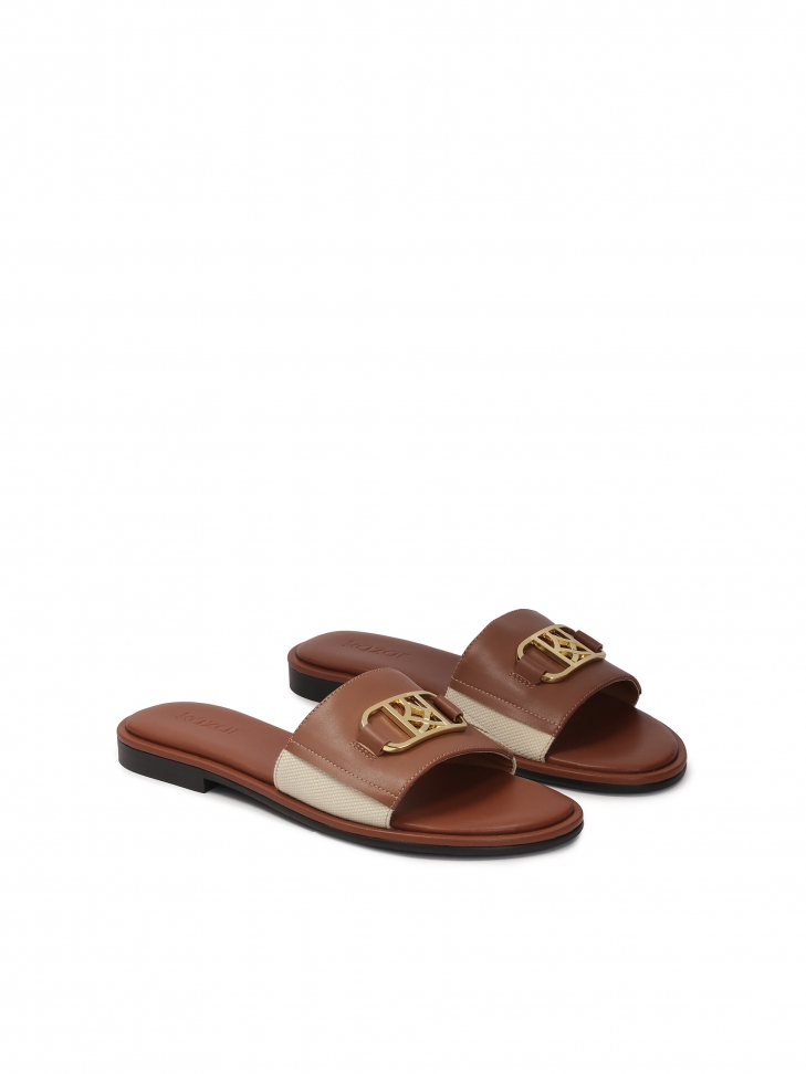 Płaskie brązowo-beżowe klapki