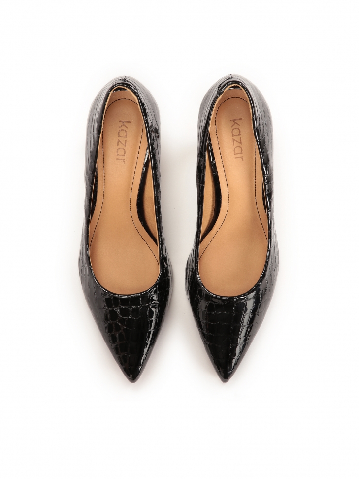 Lakierowane czółenka na średnim obcasie