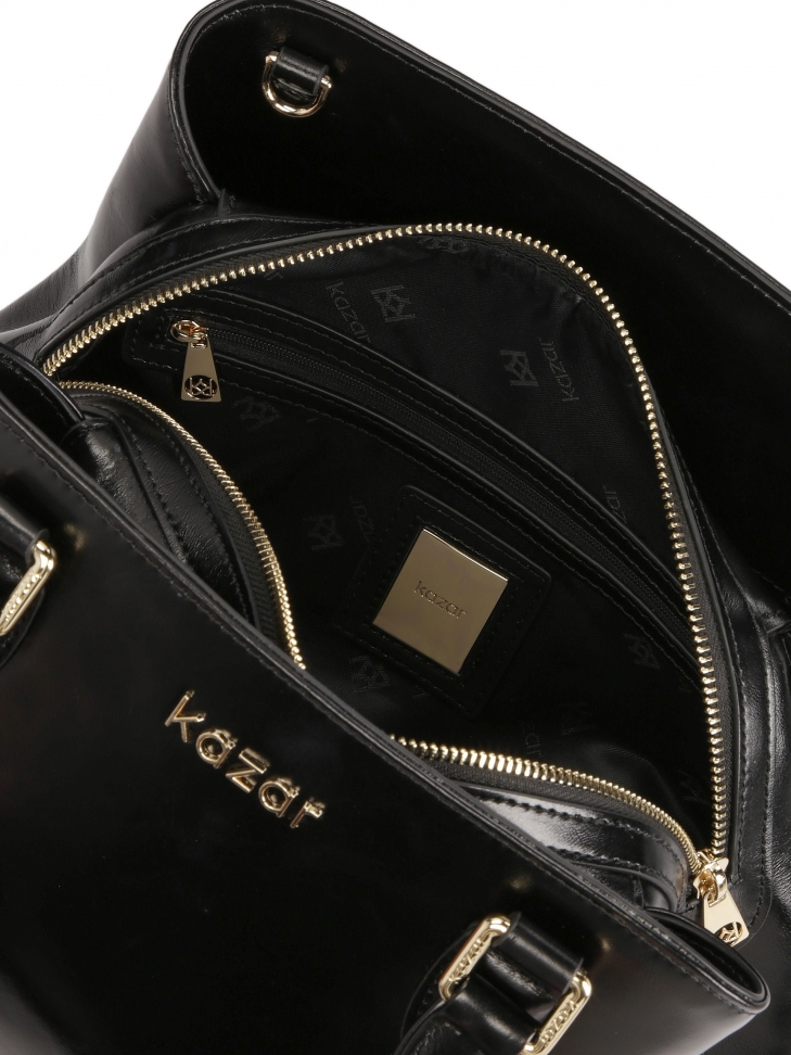 Czarna torebka casualowa do ręki i na ramię