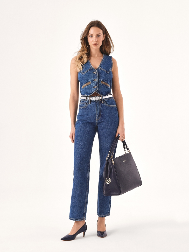 Granatowe czółenka z lakierowanej skóry