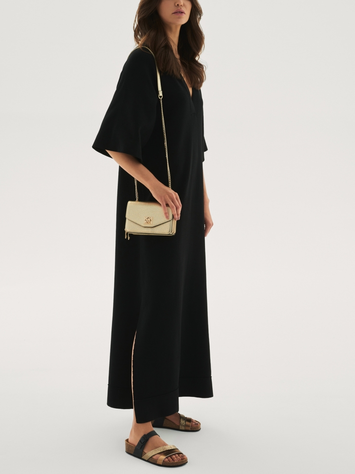 Złota torebka damska