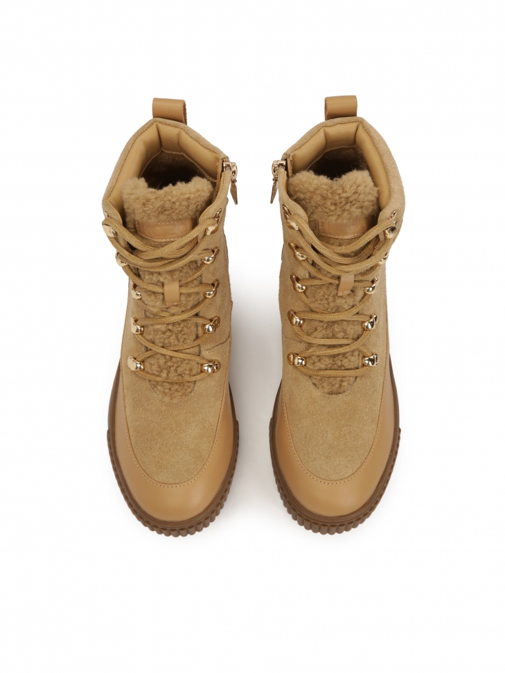 Beżowe ocieplane trzewiki z zamszu