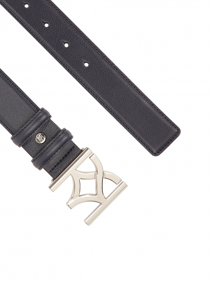 Granatowy pasek z ozdobną klamrą