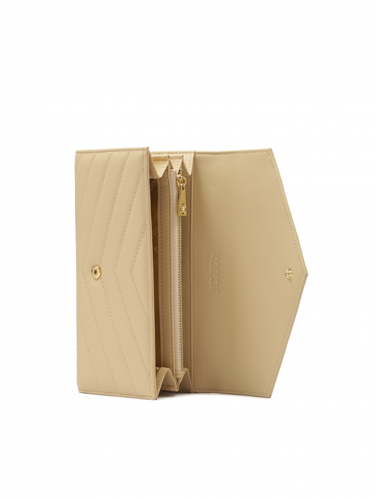 Beżowy podłużny portfel zdobiony przeszyciami