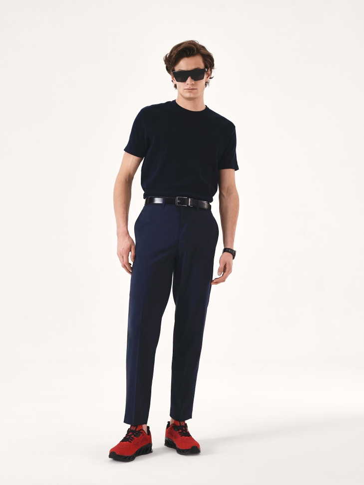 Czerwone sneakersy męskie z przewiewnej tkaniny