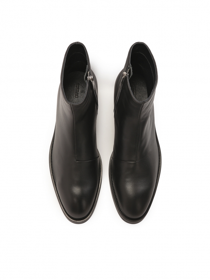 Skórzane czarne botki z cholewką na zamek