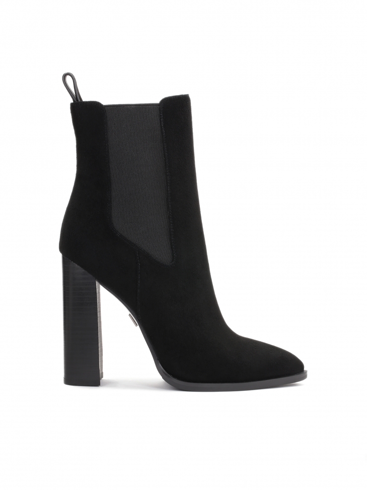 Proste botki z zamszu na wysokim słupkowym obcasie