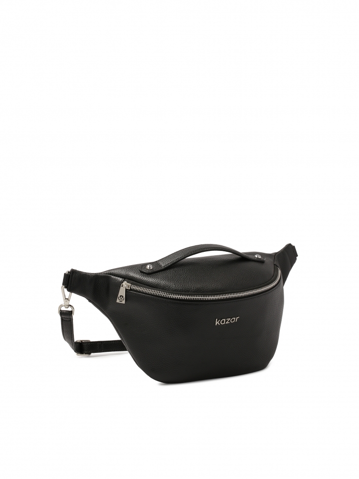 Czarna klasyczna nerka ze srebrnymi metalami