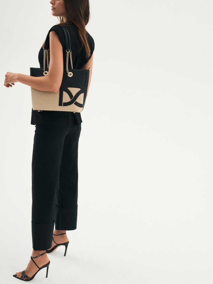 Czarne sandały skórzane na smukłym obcasie