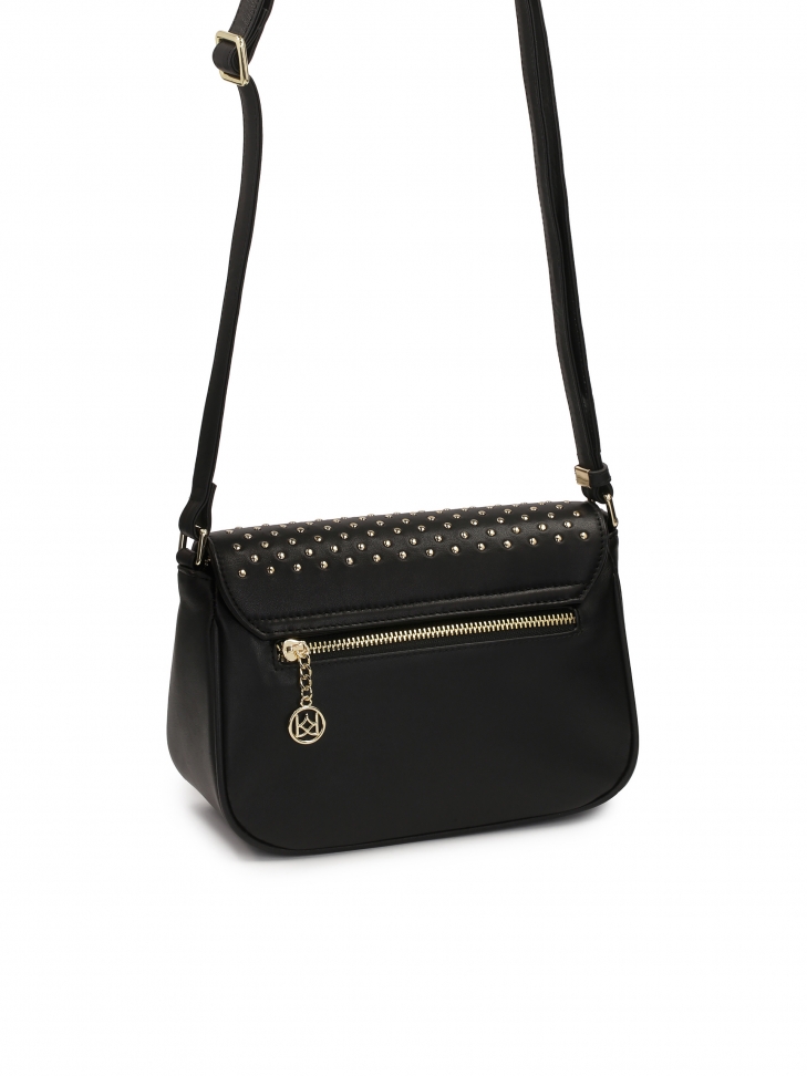 Skórzana torebka na ramię z dekoracyjną klapą