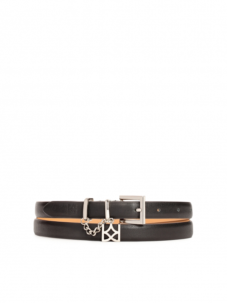 Stylowy wąski pasek z ozdobnym detalem