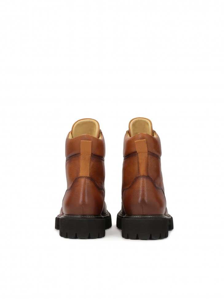 Brązowe trzewiki męskie z metalowymi szlufkami