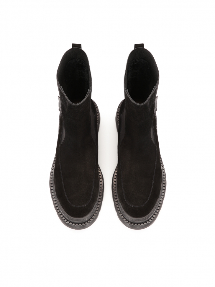 Czarne botki z wysoką elastyczną cholewką