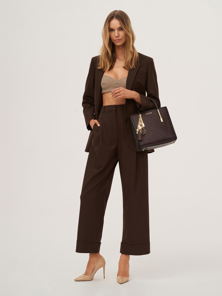 Skórzane czółenka w kolorze nude