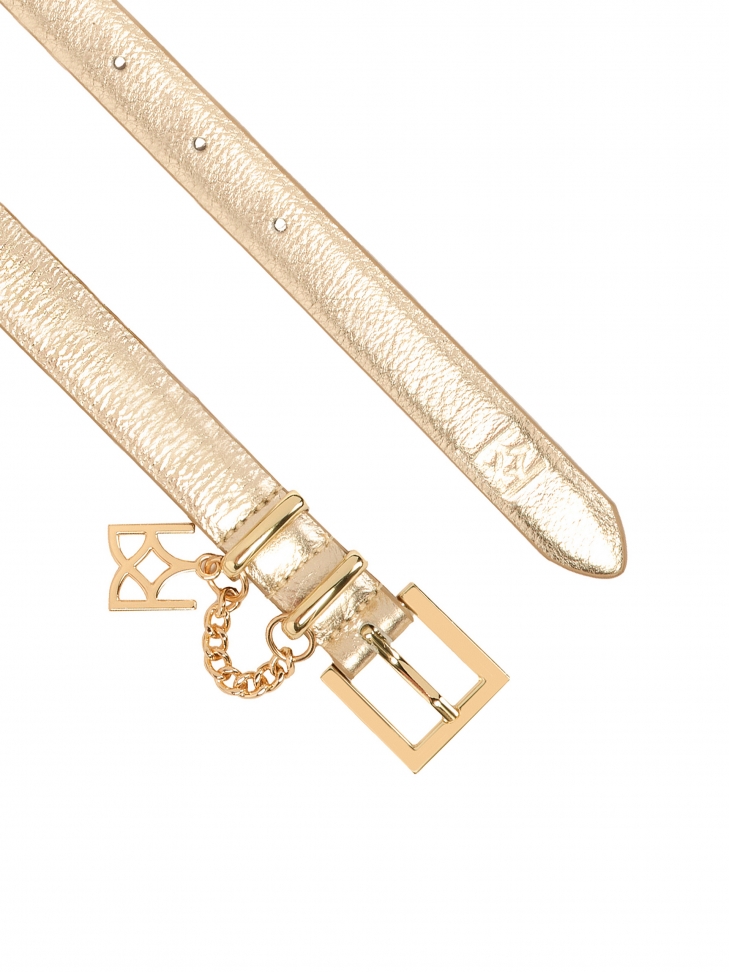 Elegancki oty pasek z łańcuszkiem i monogramem