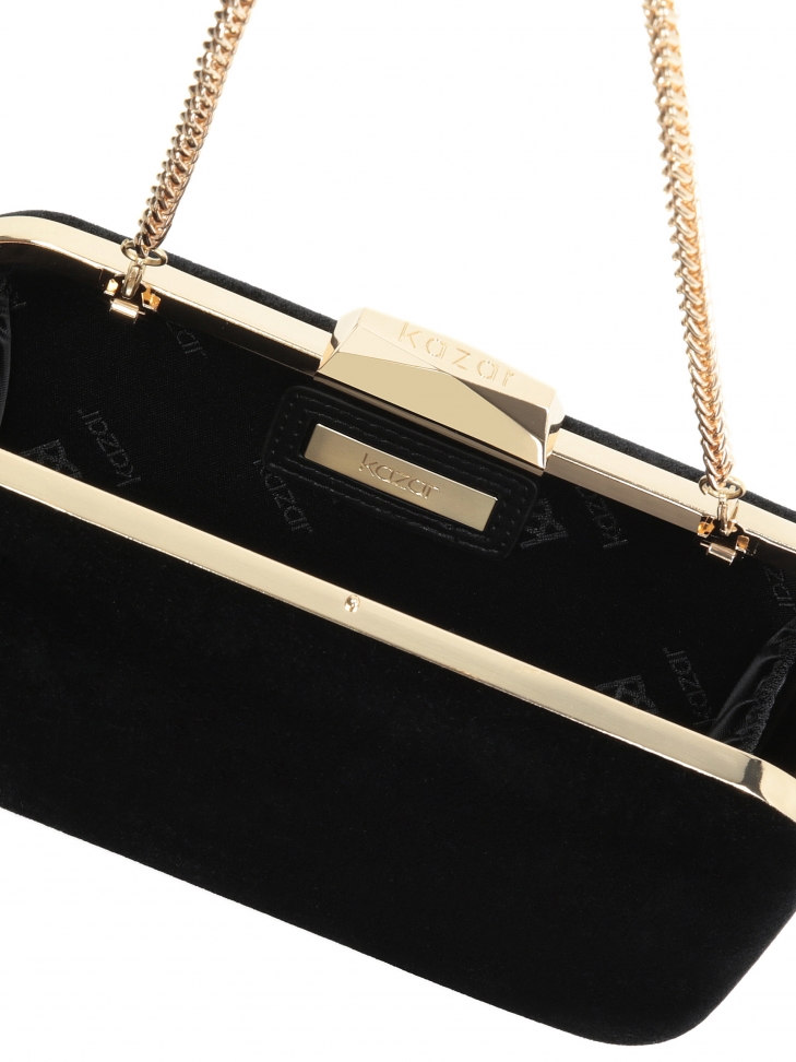 Wieczorowa torebka puzderko na otym łańcuszku