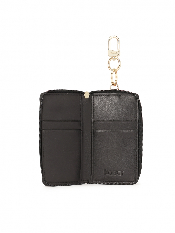 Skórzane etui na karty i dokumenty