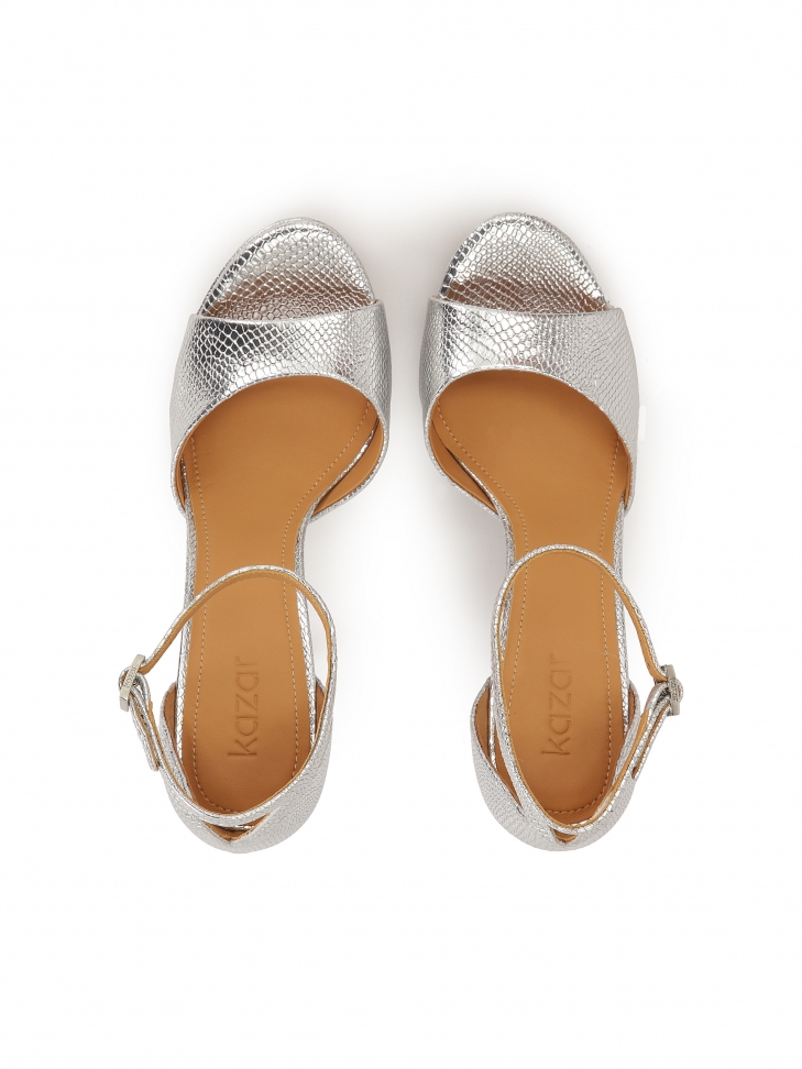 Srebrne sandały na wysokiej platformie