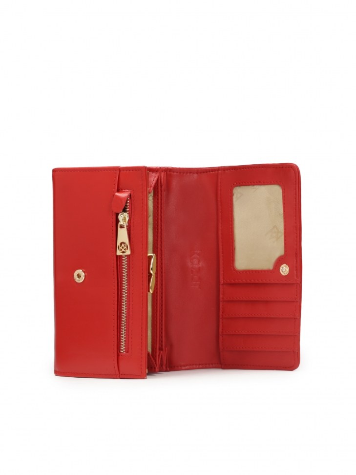 Czerwony portfel z finezyjnym pikowaniem