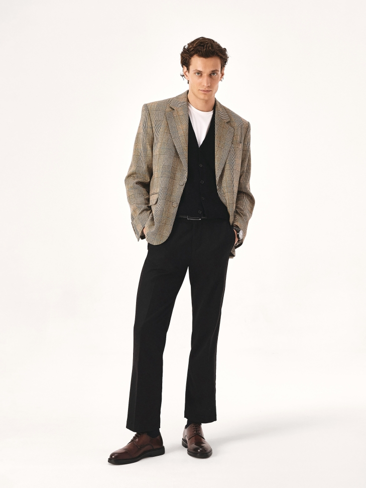 Brązowe półbuty do garnituru z noskiem cap toe