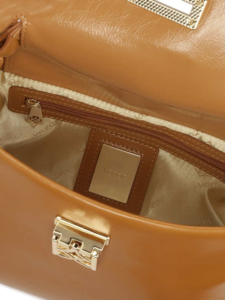 Jasnobrązowa torebka skórzana typu kuferek