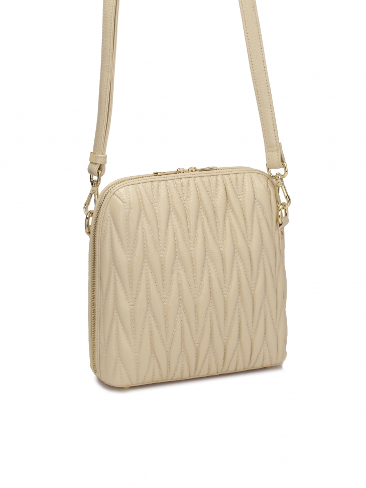 Beżowa torebka z efektownym pikowaniem