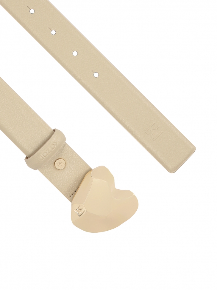 Pasek z gładkiej skóry z dekoracyjną klamrą