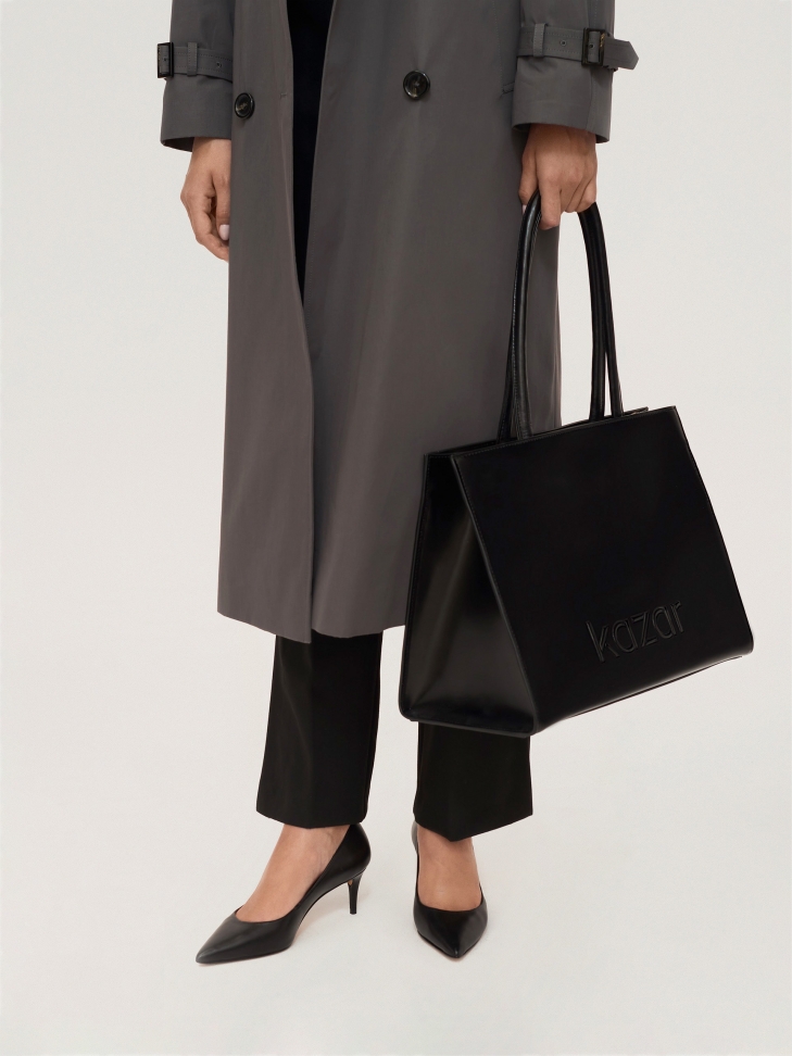 Czarne skórzane czółenka na niewysokim obcasie